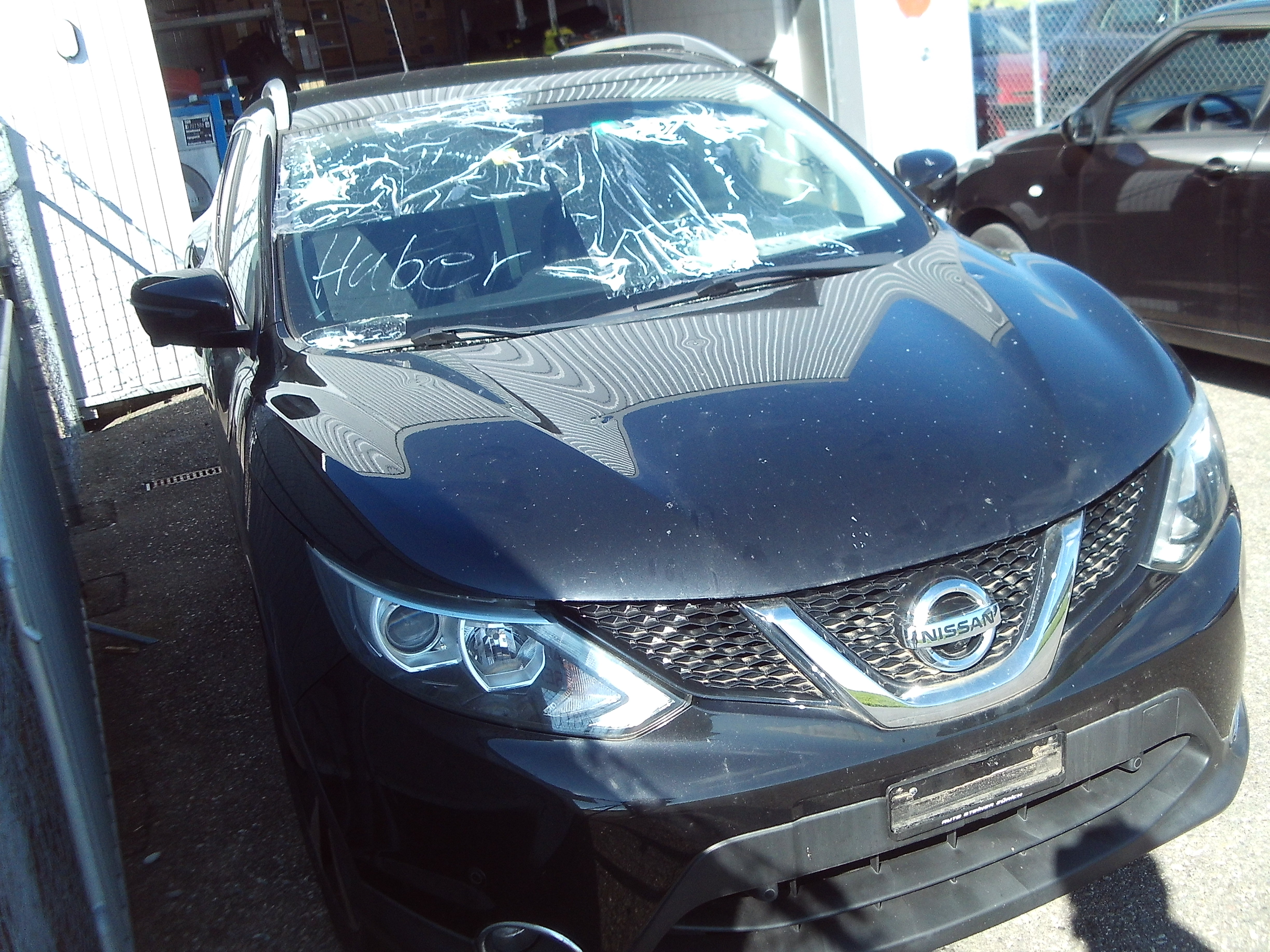 NIssanQashqaischwarz_1.JPG