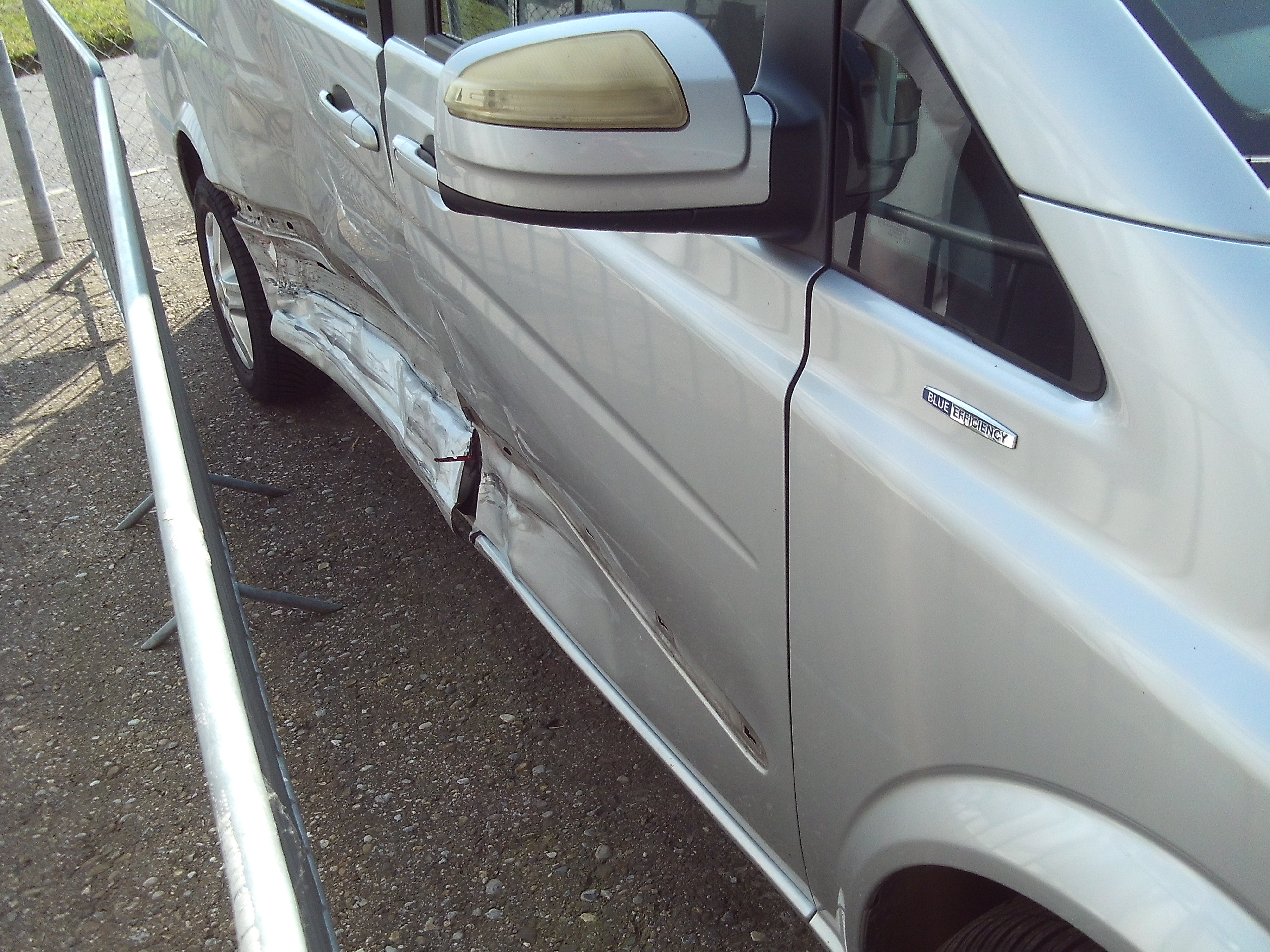 mercedesviano_5.JPG