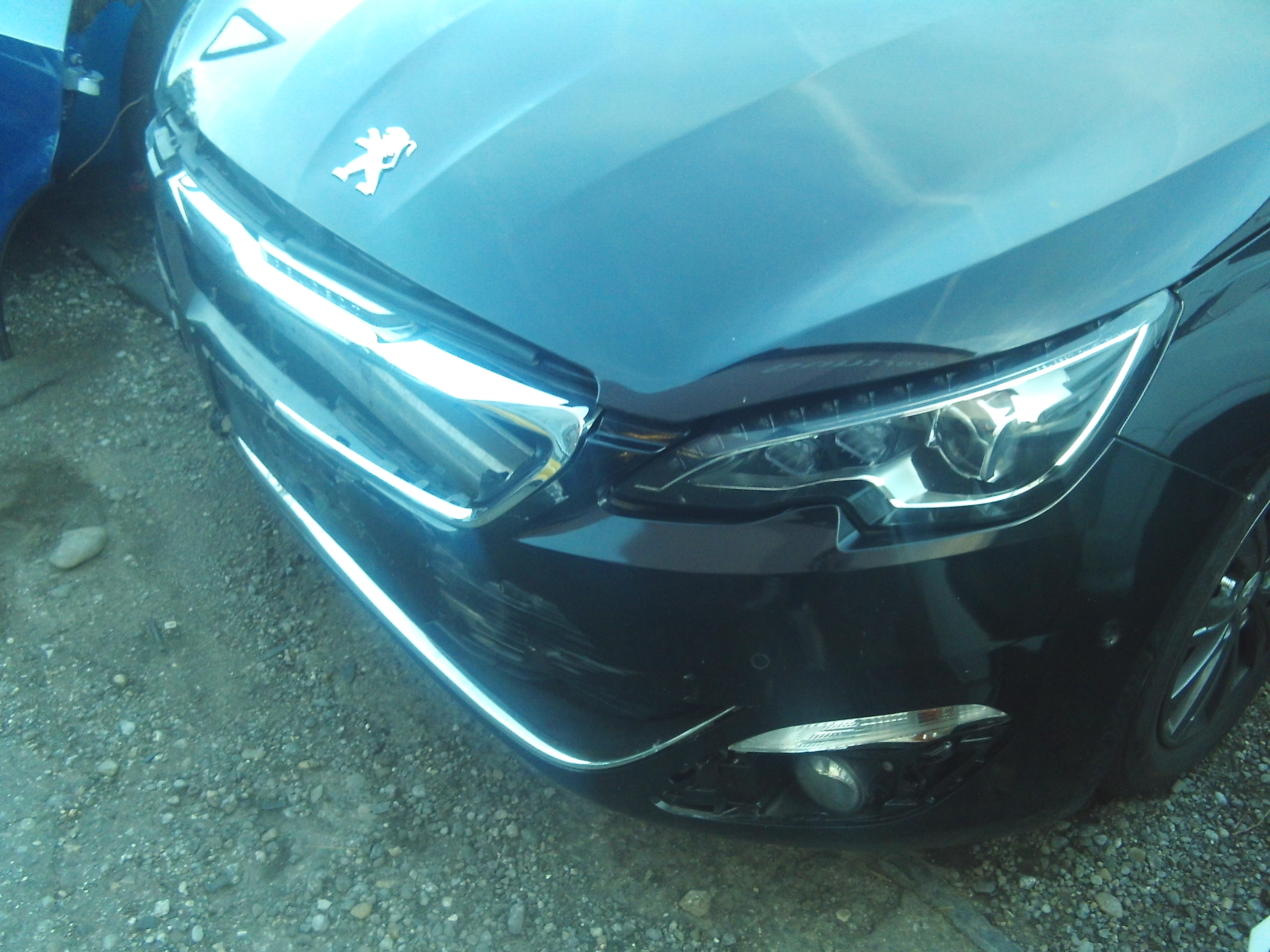 peugeot308schwarz_4.JPG