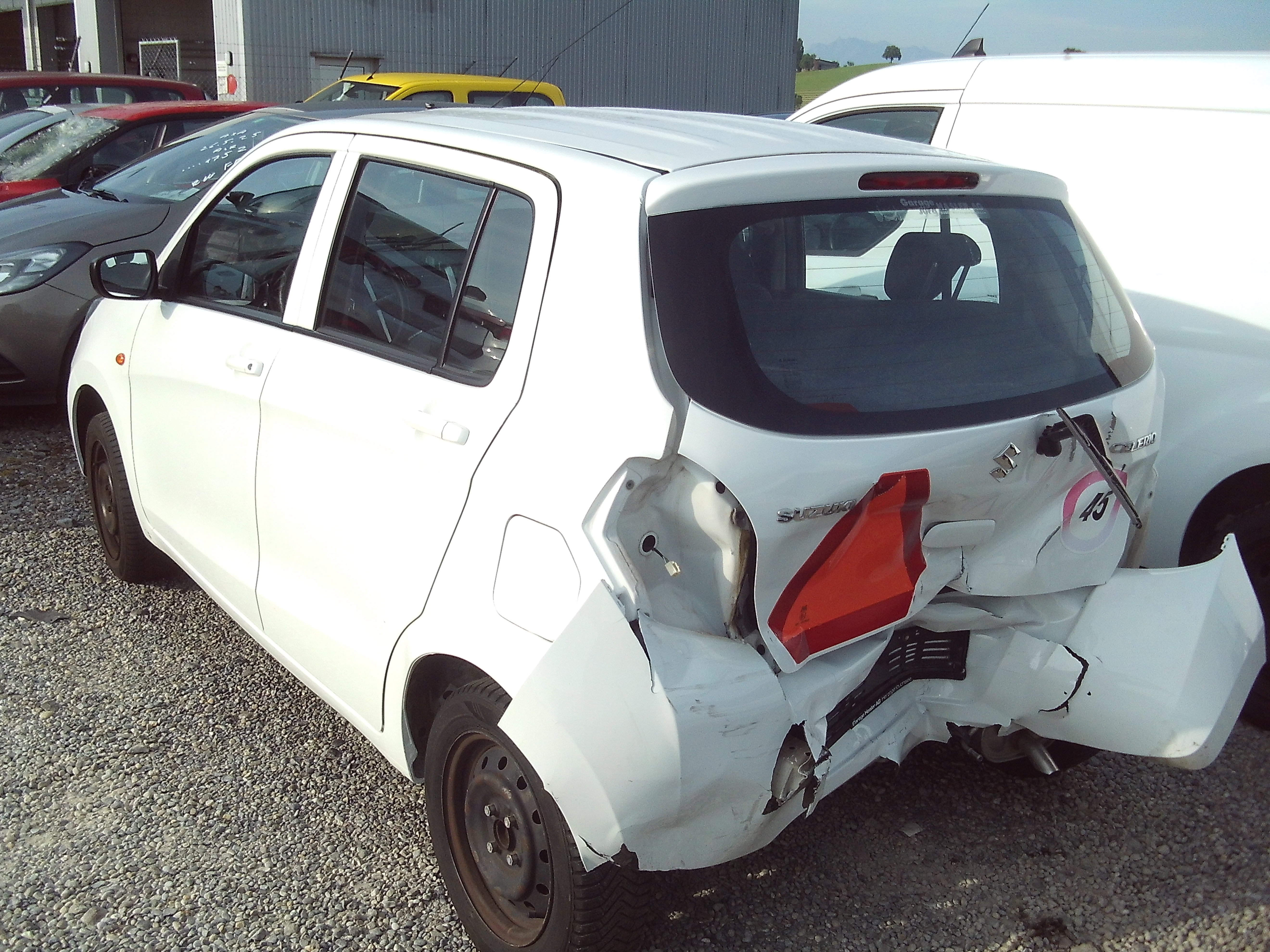 suzukicelerio_3.JPG