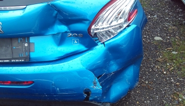 peugeot208blau_6.JPG