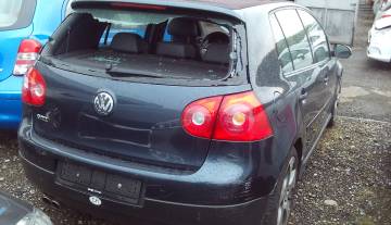 vwgolf5gti_2.JPG