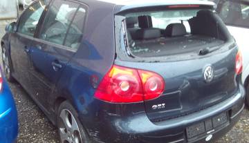 vwgolf5gti_3.JPG